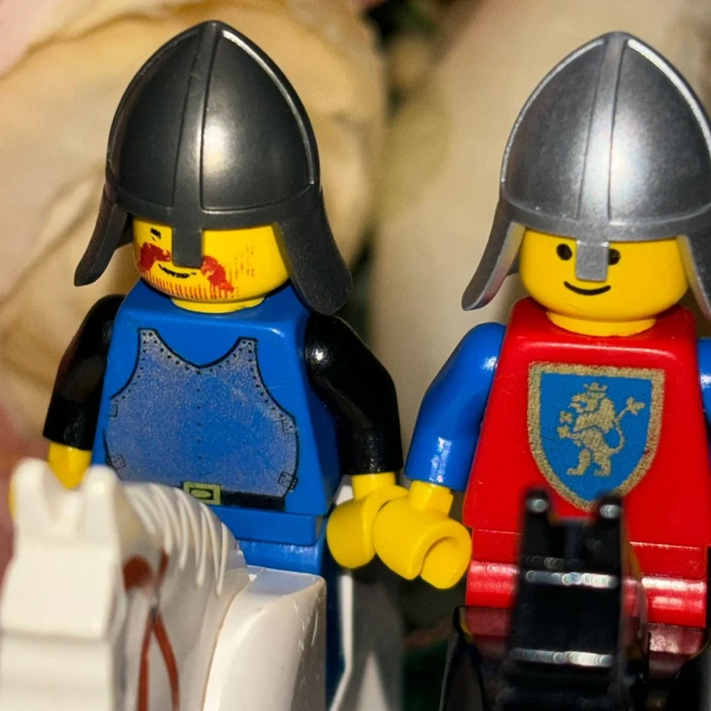 Lego Castle Guards 80s Lego people medieval guards Lego castle accessories VTG